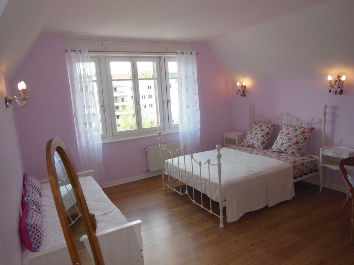 브장송 Les Fontenottes B&B 외부 사진
